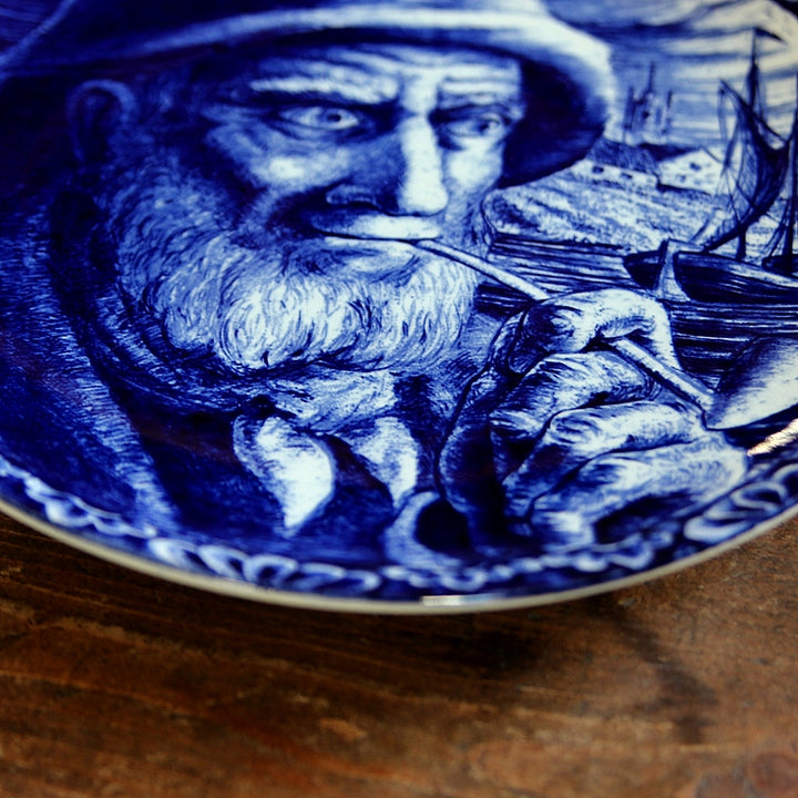 Boch Frères La Louvière – Plaque murale Delft « Fischer »