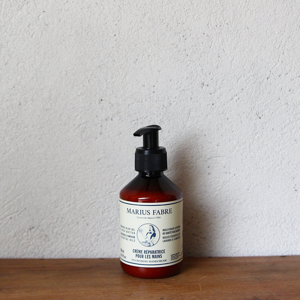 Crème réparatrice pour les mains à l'huile d'olive 200 ml