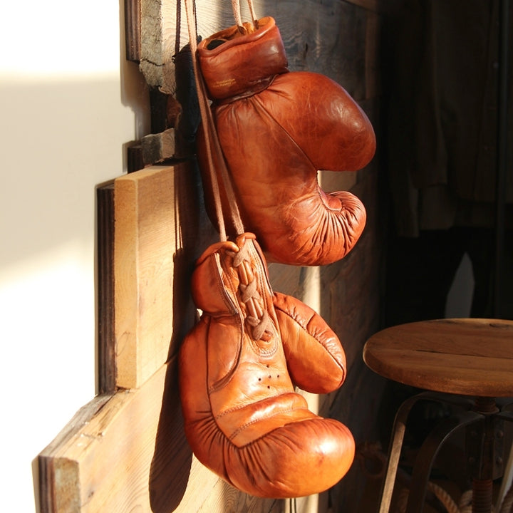 Vintage Leather Boxing Gloves 1920 in Cognac