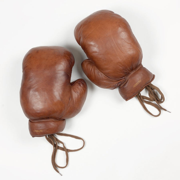 Vintage Leather Boxing Gloves 1920 in Cognac