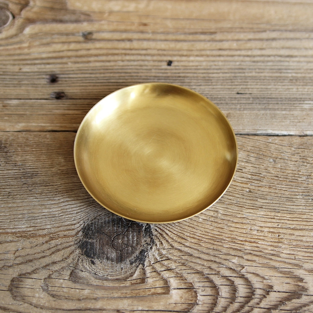 Brass Plate Round