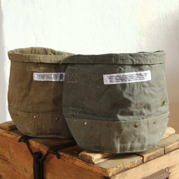 Cache-pot en toile à rivets