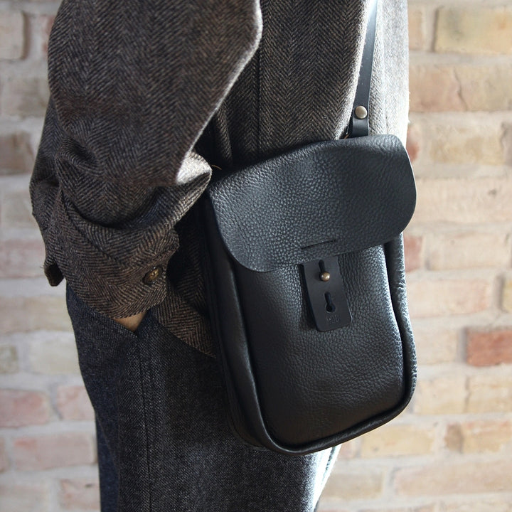 Cartel Cartridge Bag black