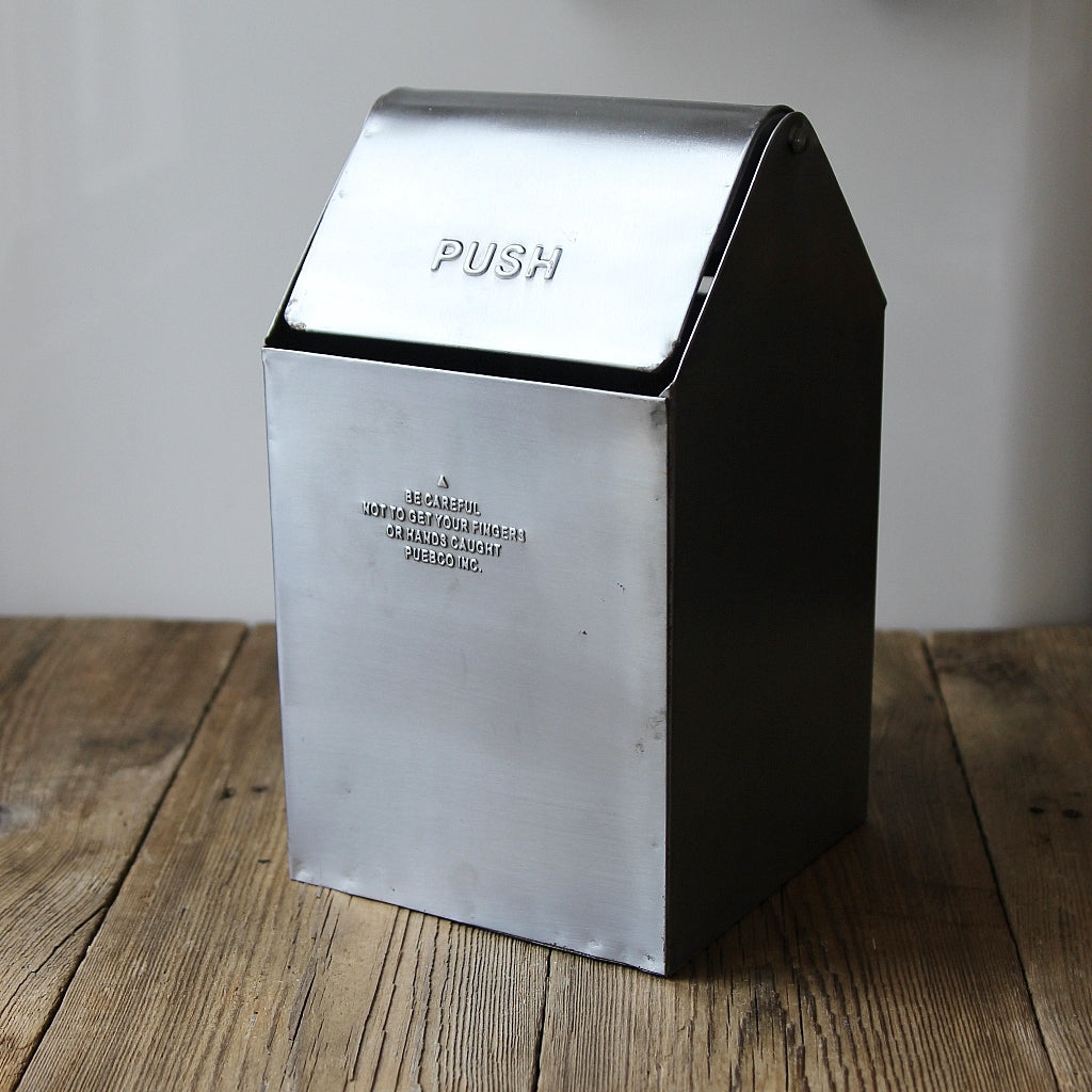 Poubelle de comptoir