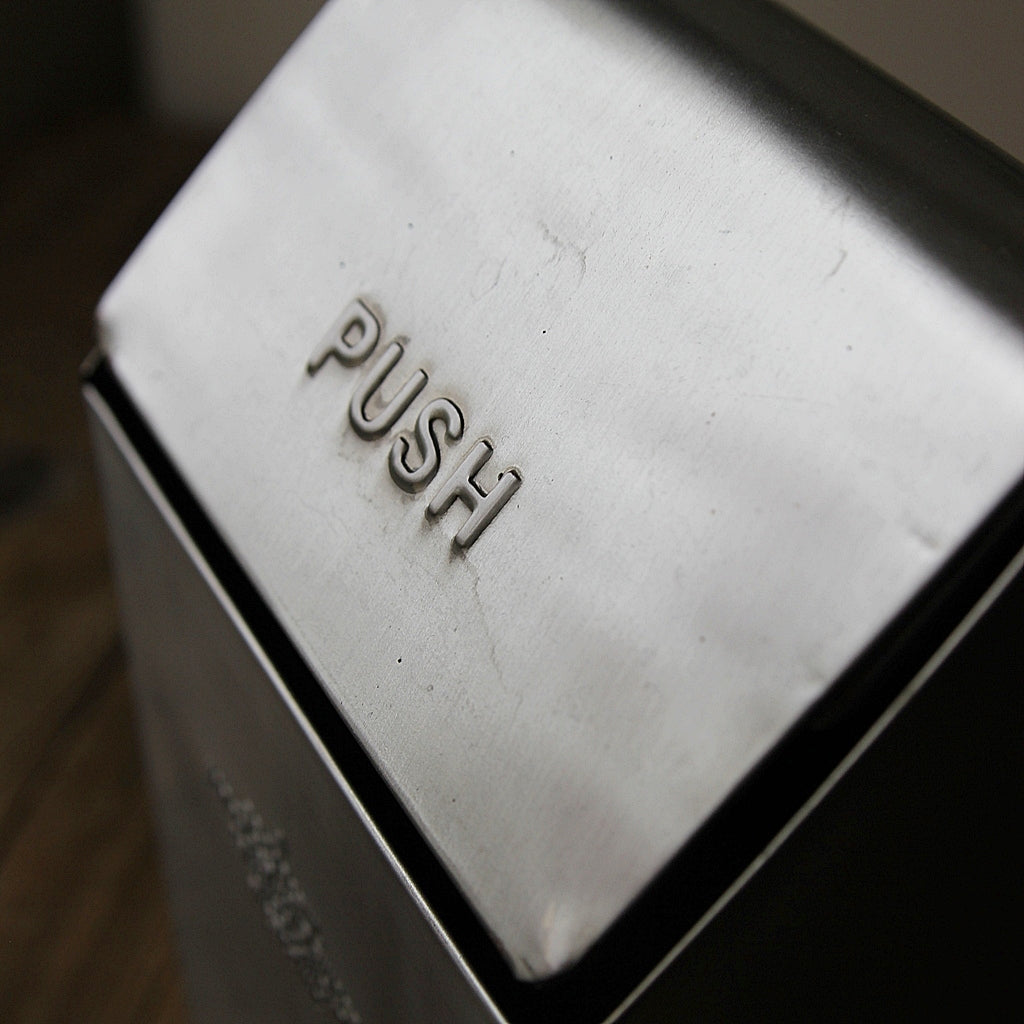 Poubelle de comptoir