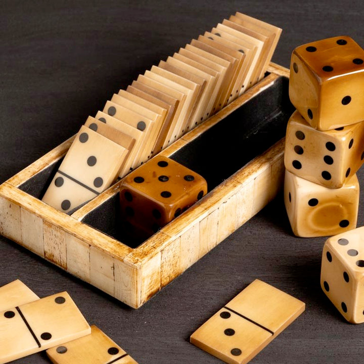 Jeu de dominos et de dés