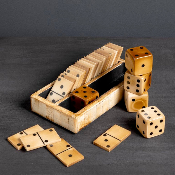 Jeu de dominos et de dés
