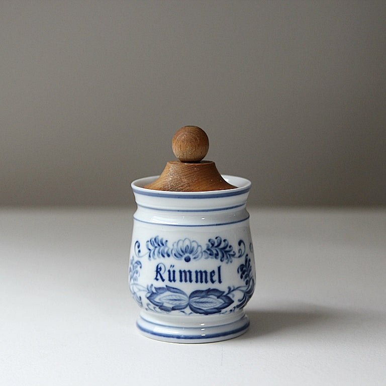 Gewürzdosen im Zwiebelmuster – Set aus 8 Stück
