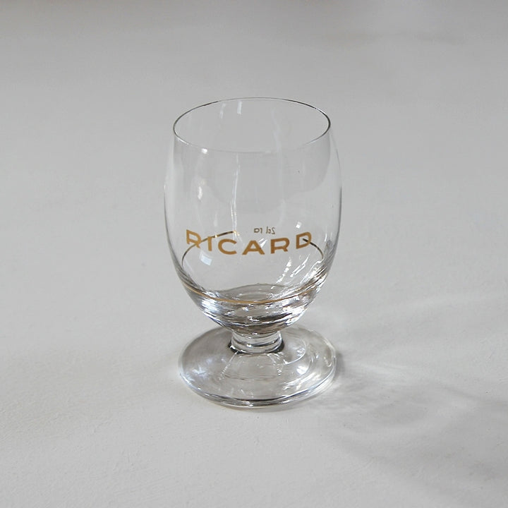 Ricard Pastisglas mit Eichstrich