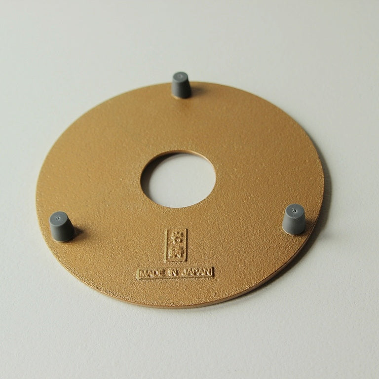 Iwachu Cast Iron Trivet - green