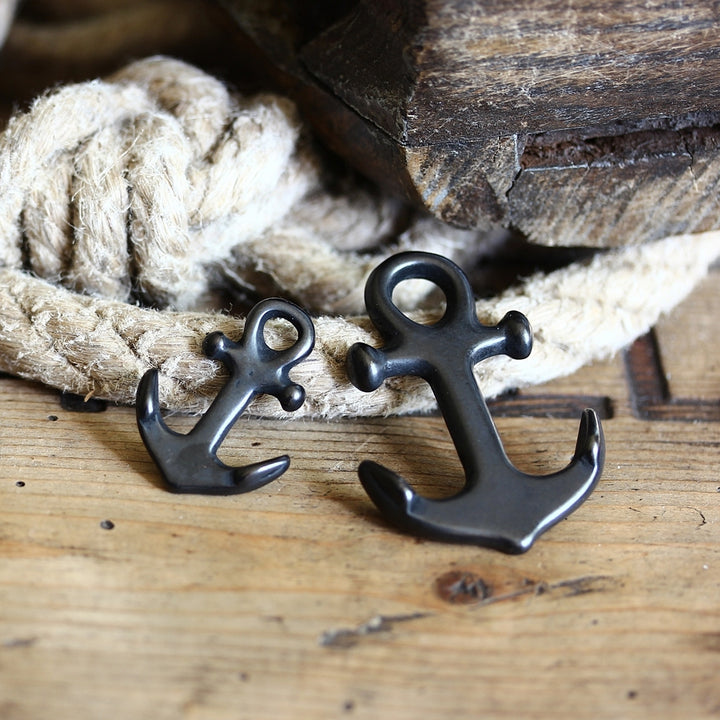 Black Anchor Medium