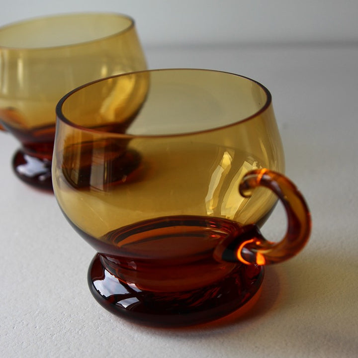Bowletassen aus bernsteinfarbenem Glas – 2er Set | Frankreich 1970er