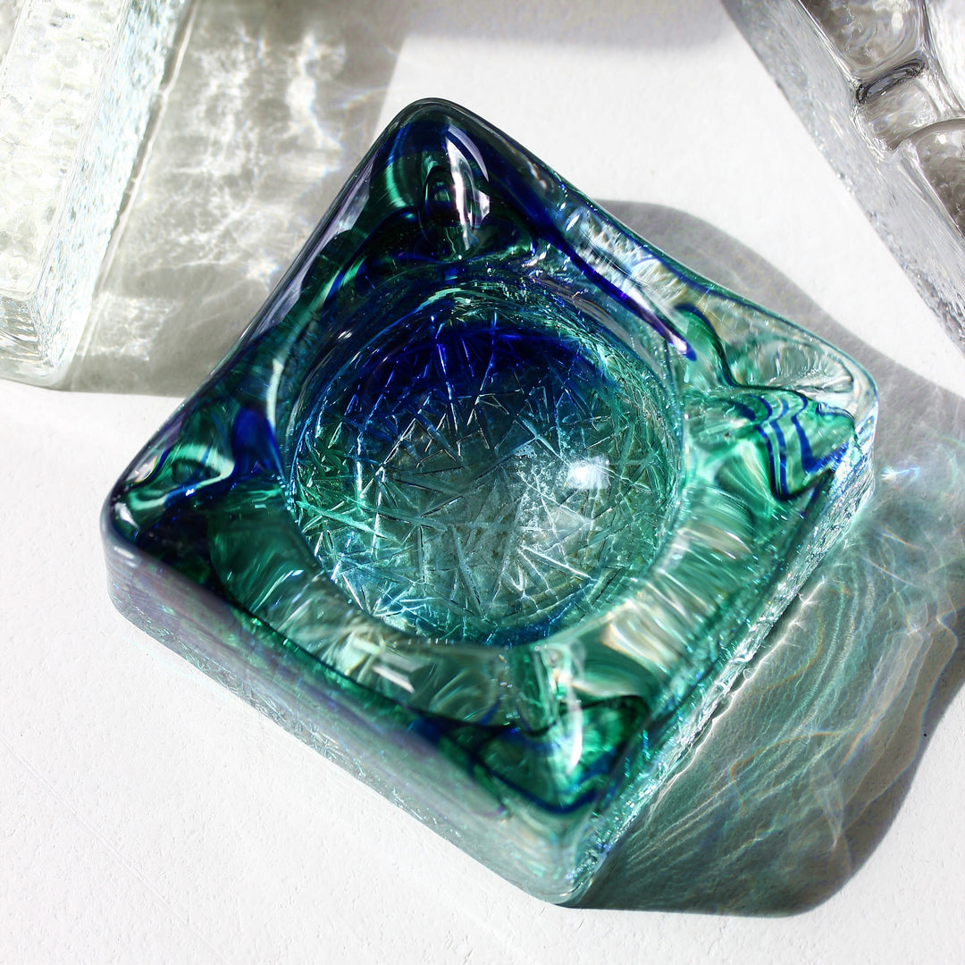 Pukeberg Ice Glass Aschenbecher – Blue & Green, 1970er Jahre