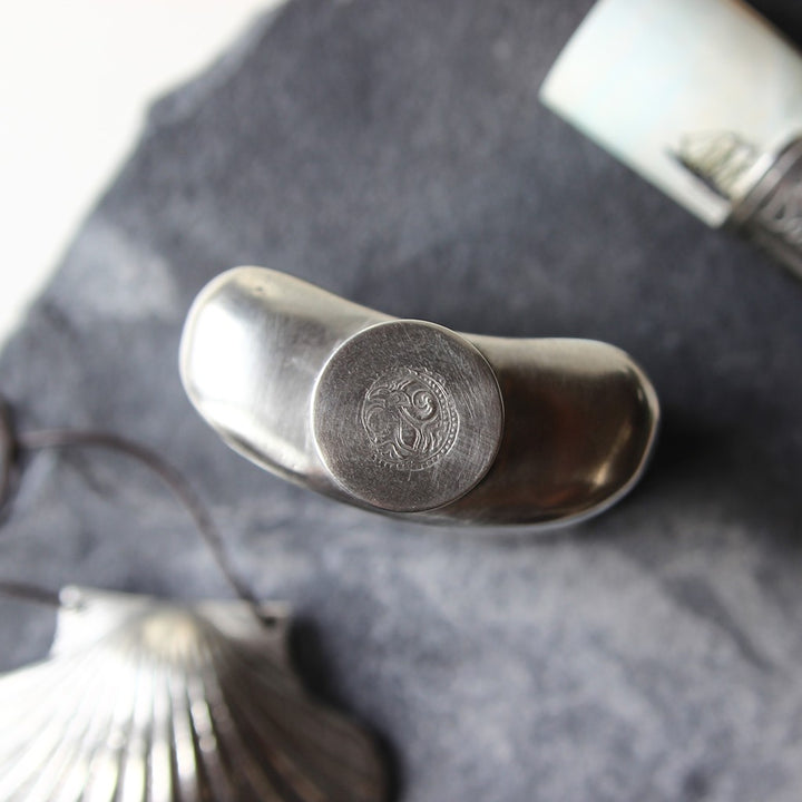 Pewter Pilgrim Flask Gift Set – St. James Scallop Shell Hip Flask