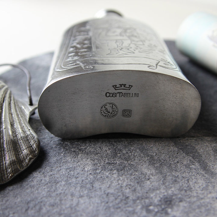 Pewter Pilgrim Flask Gift Set – St. James Scallop Shell Hip Flask