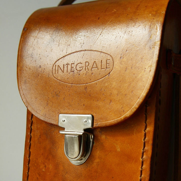 La Boule Intégrale Boule-Set mit Ledertasche – Frankreich, 1969