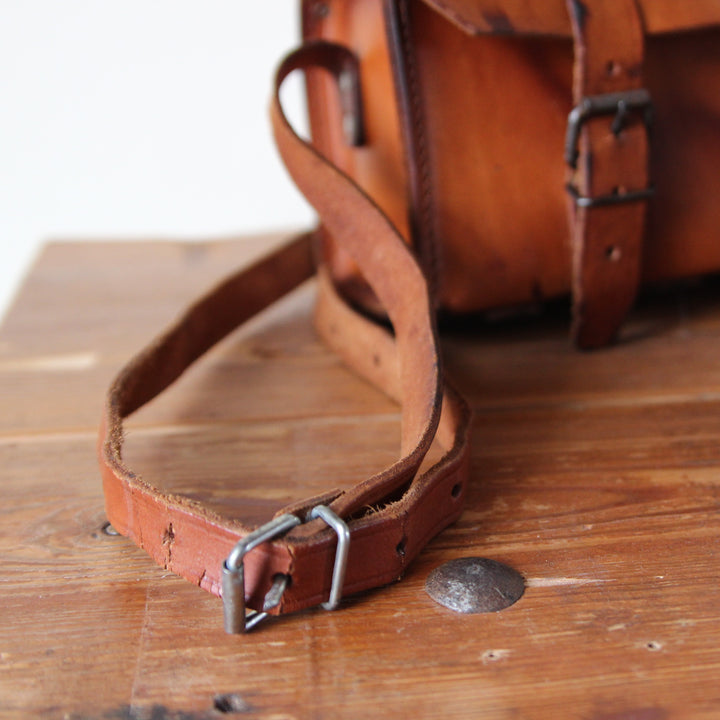 Französische Klempnertasche aus Leder – 1950er–1970er Jahre