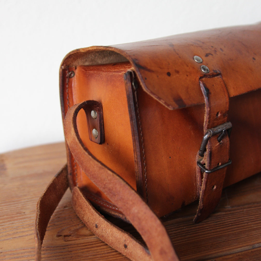 Französische Klempnertasche aus Leder – 1950er–1970er Jahre