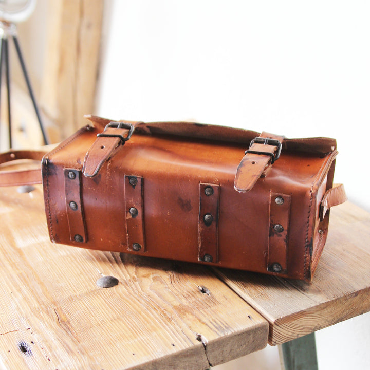 Französische Klempnertasche aus Leder – 1950er–1970er Jahre
