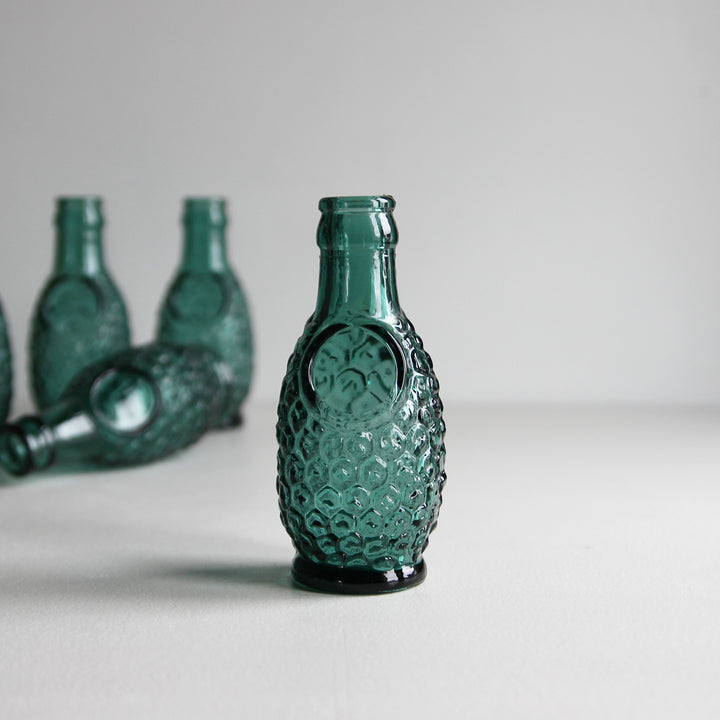 Kleine Glasvase aus französischer Saftflasche – 1960er Jahre