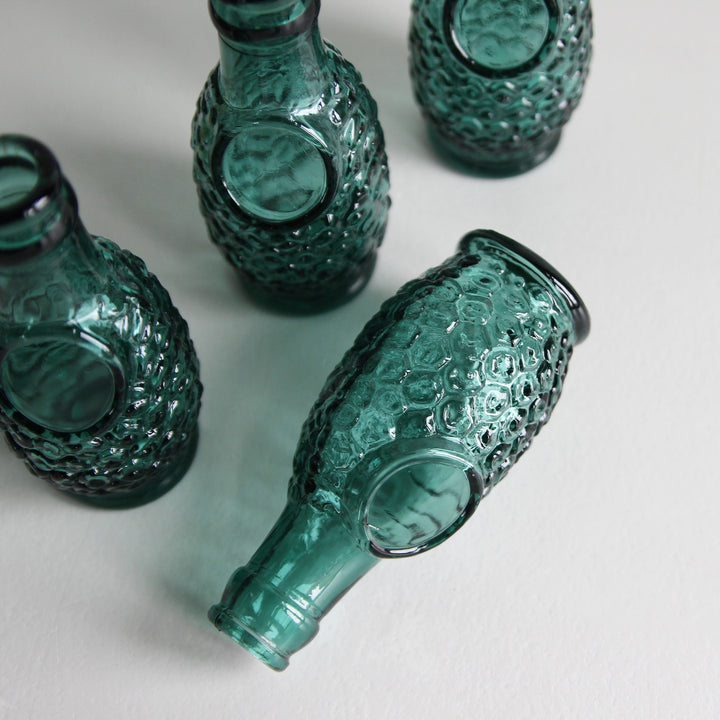 Kleine Glasvase aus französischer Saftflasche – 1960er Jahre