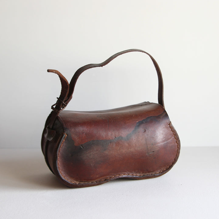 Bouletasche aus Leder – Frankreich, 1950er–1970er Jahre