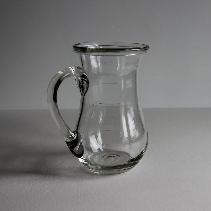 Antikes Messkännchen aus Glas – 500 ccm, um 1900