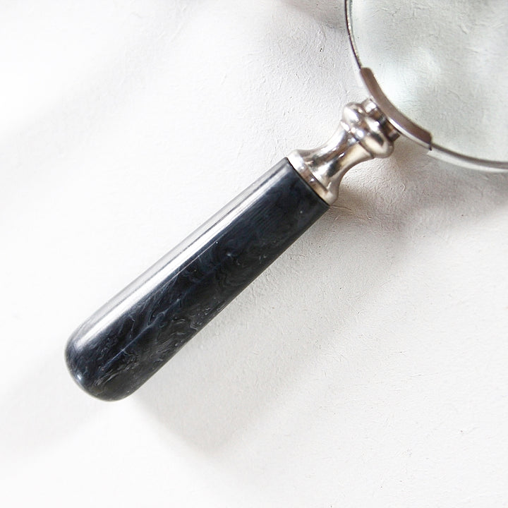 Magnifier Grey Marble
