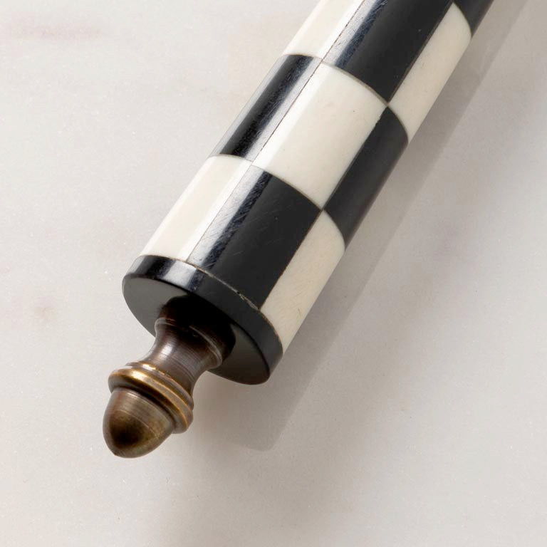 Loupe motif noir et blanc