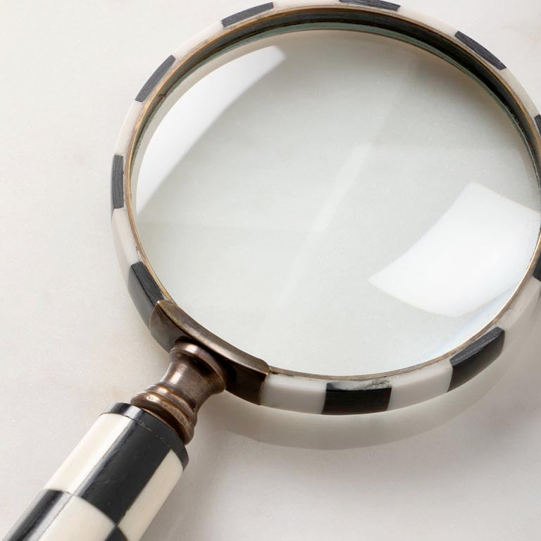 Loupe motif noir et blanc