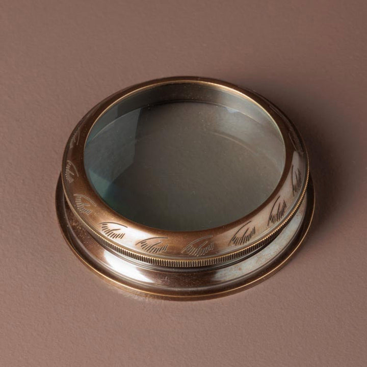 Round Reading Magnifier