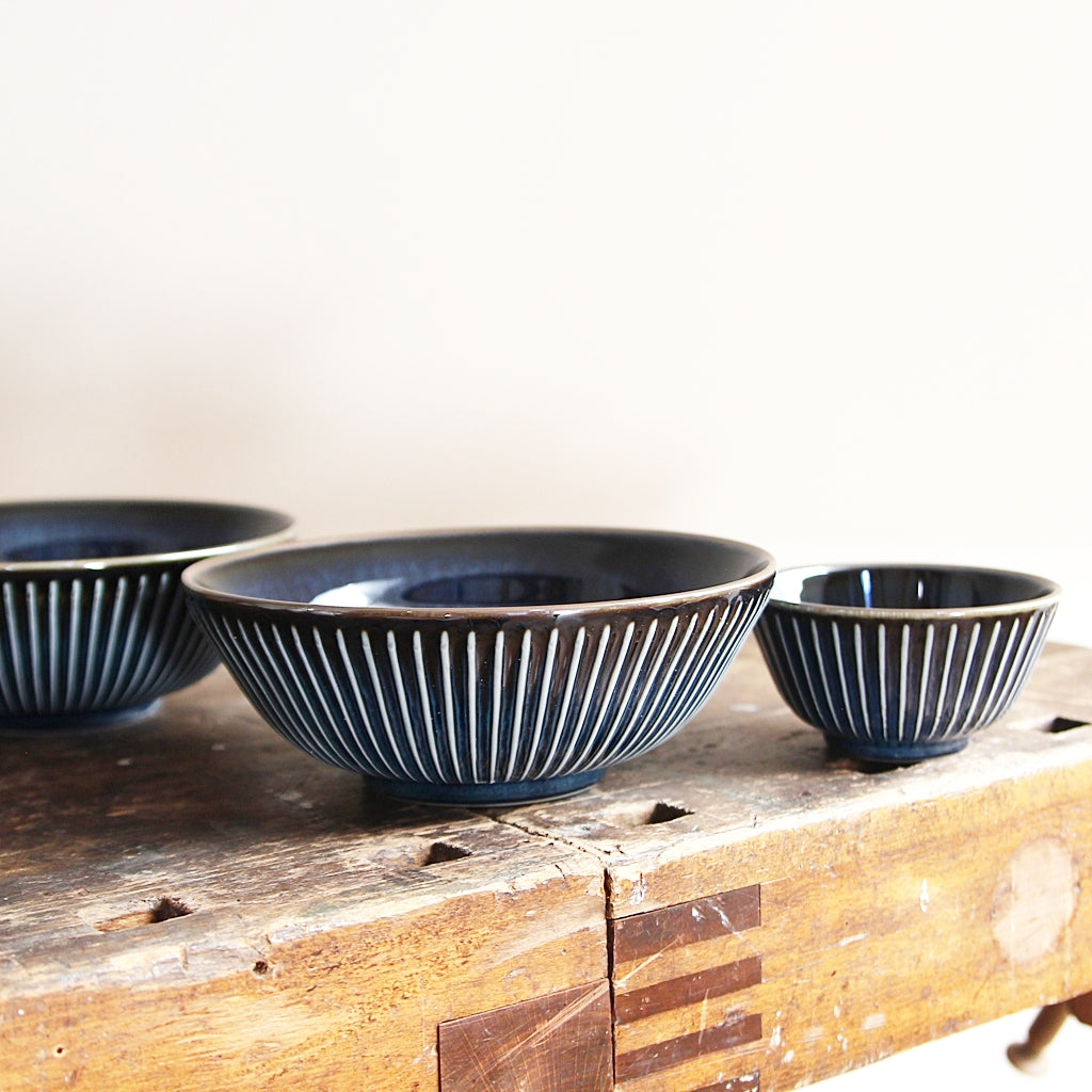 Salad Bowl Vertical Blue