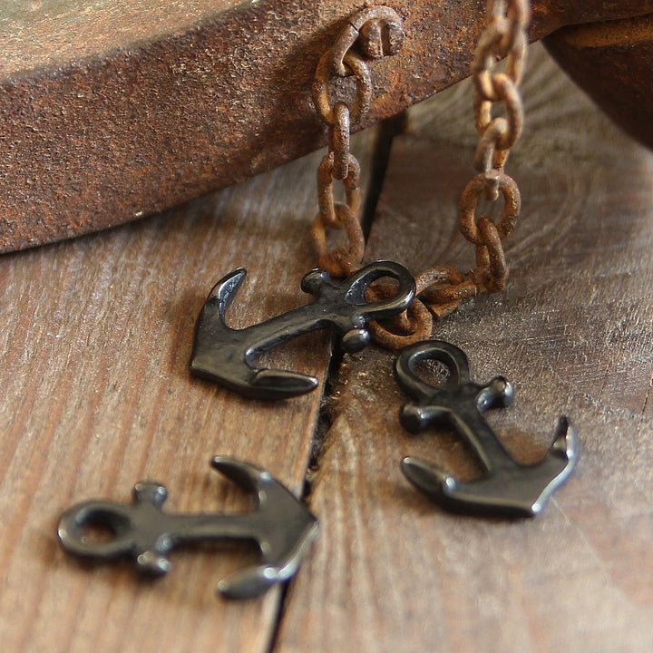 Black Anchor Small