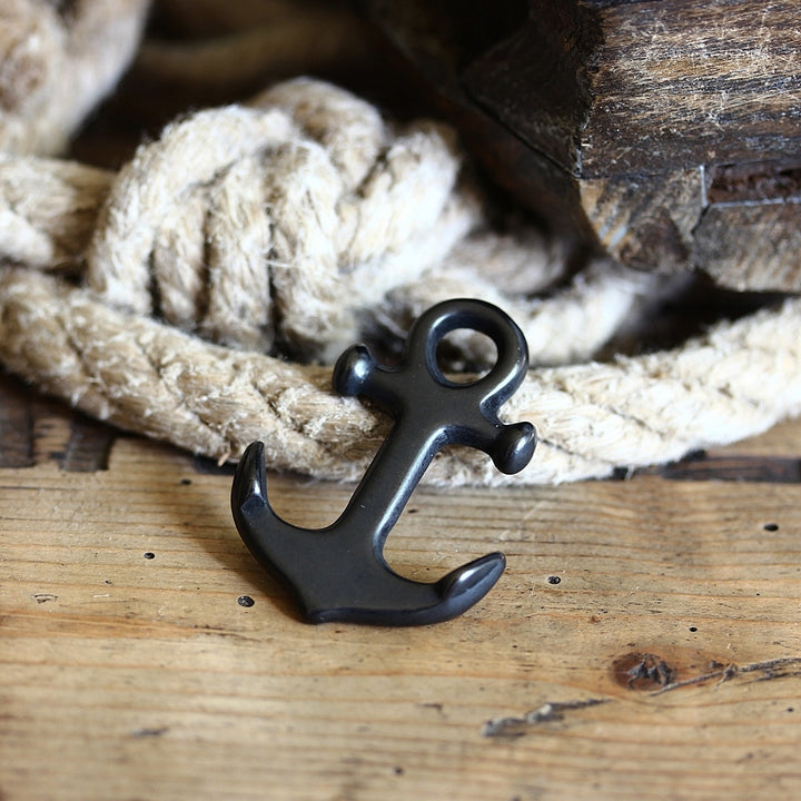 Black Anchor Medium
