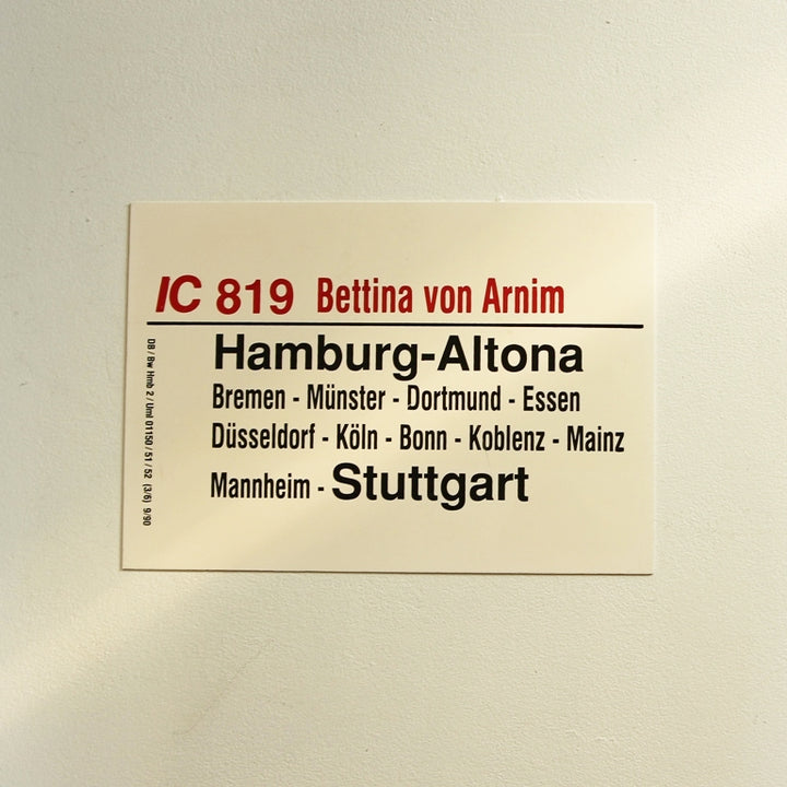 Original Zuglaufschild „IC 819 Bettina von Arnim“