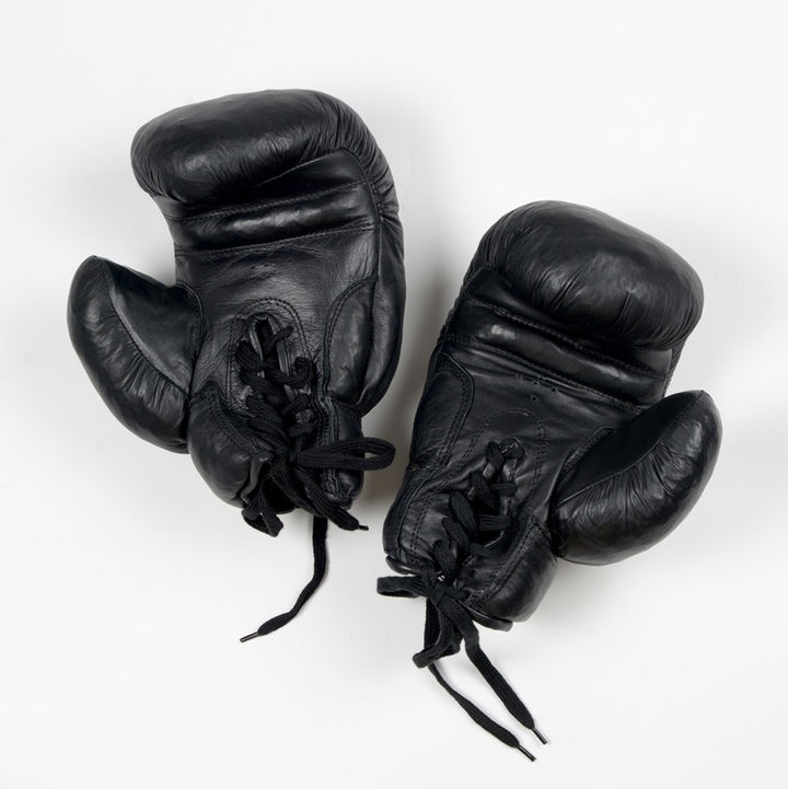 Vintage Leather Boxing Gloves 1920 in Black