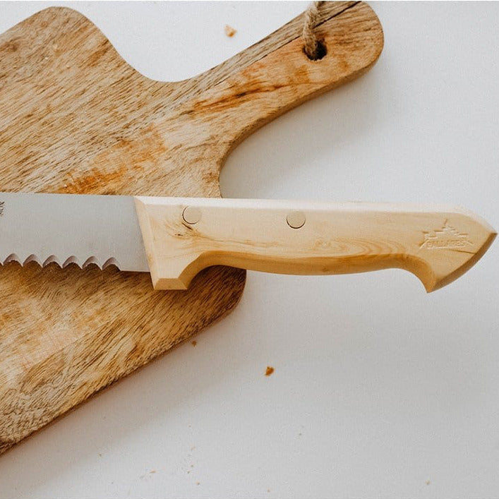 Detail des Buchsbaumgriffs des Brotmessers