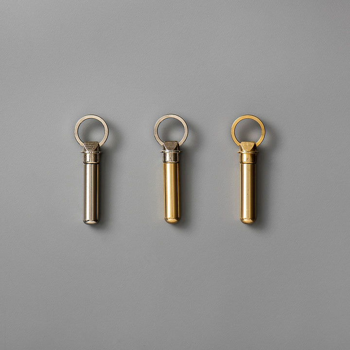 Bullet Keyring von Candy Design & Works aus Messing oder Edelstahl, Made in Japan