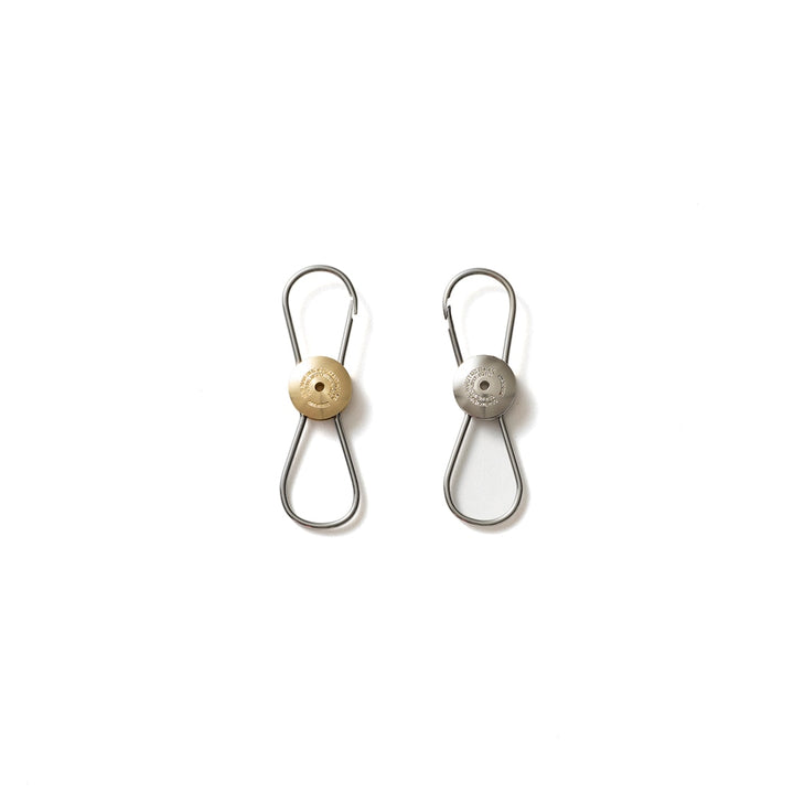 Maverick Revolving Keyring von Candy Design & Works aus Edelstahl oder Messing, Made in Japan