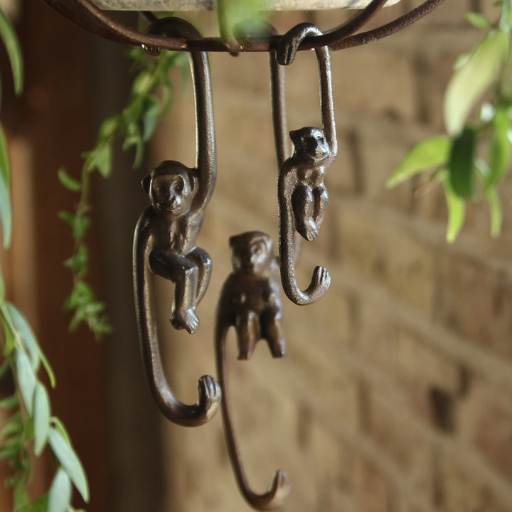 Cast Iron Monkey Hook – Medium