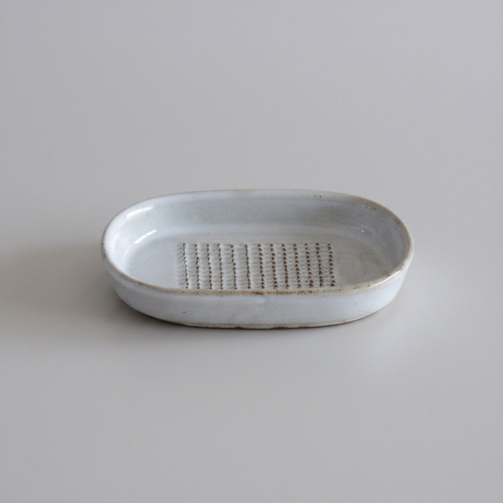 Kamoshika Ceramic Grater