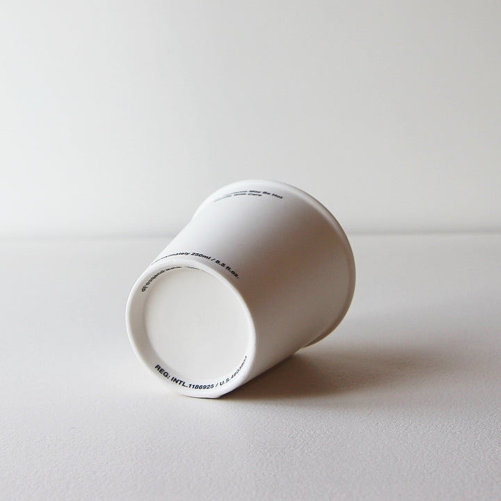 Ceramic Not Paper Cup aus Keramik Unterseite.