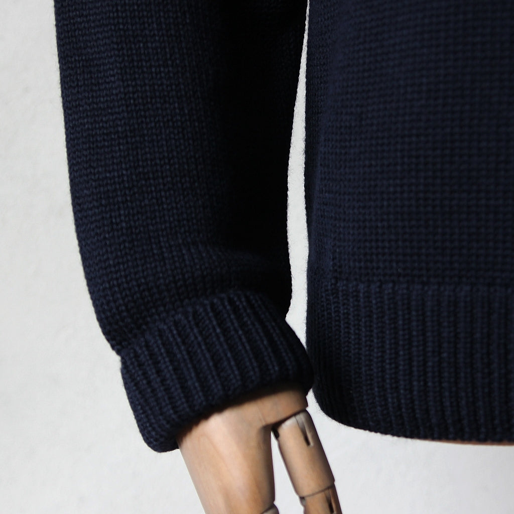 Crewneck James in Navy
