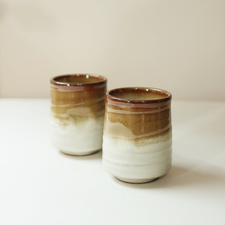 Japanischer Keramik Becher mit natürlichem Farbverlauf und Glasur