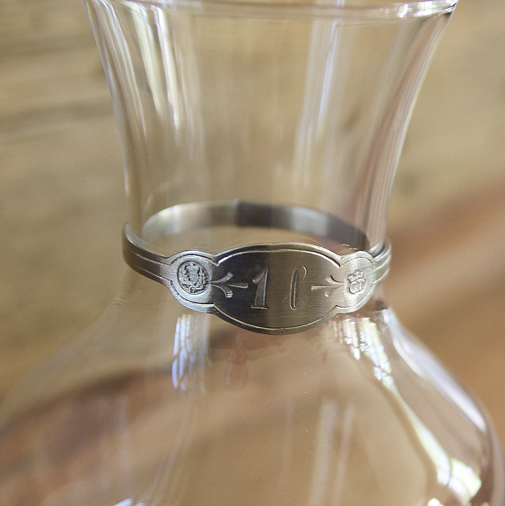 Detail der Glasform der Karaffe Francia aus Kristallglas