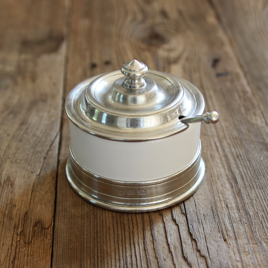 Marmeladendose Convivio aus Keramik mit Zinndeckel und Löffel von Cosi Tabellini