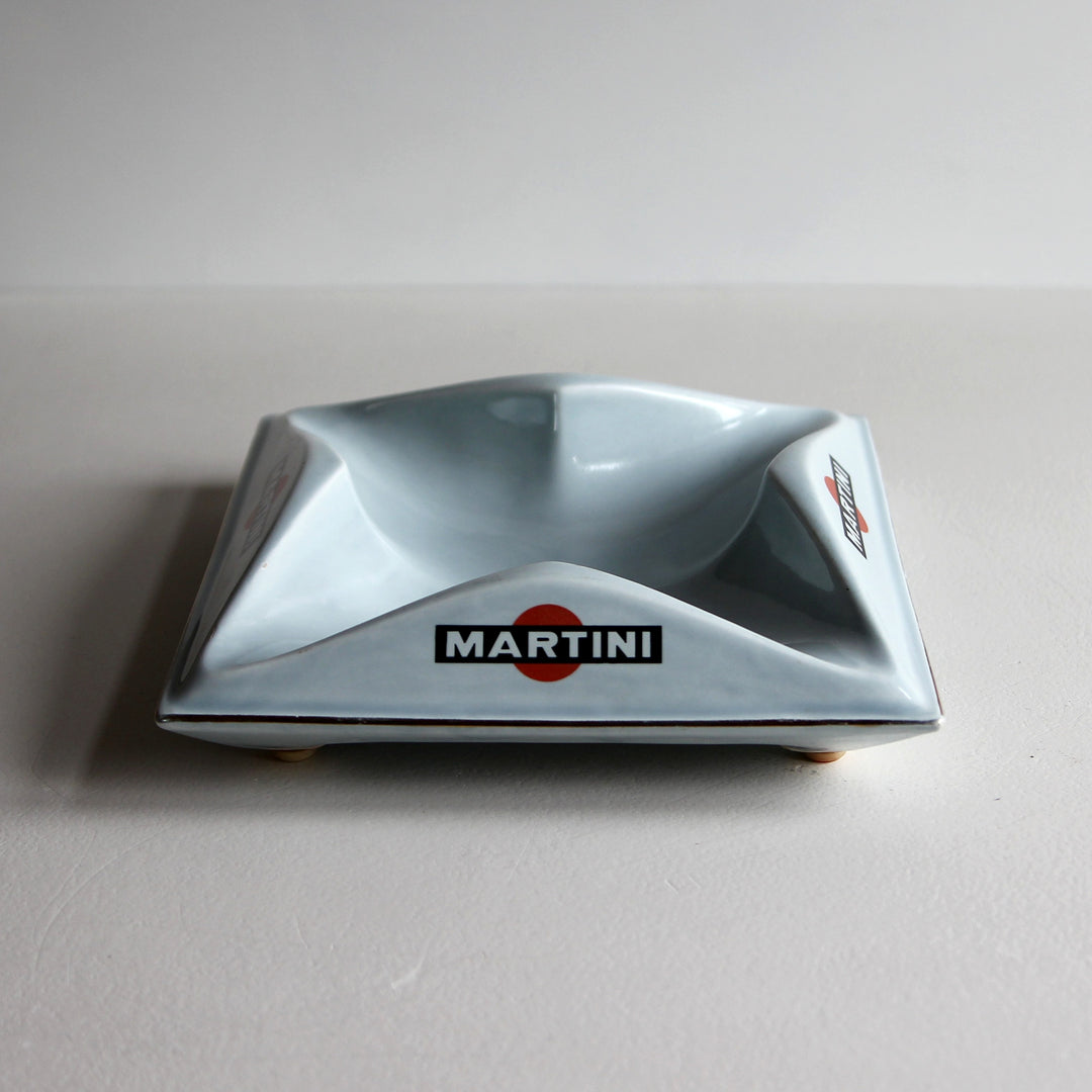 Großer hellblauer Martini Keramik-Aschenbecher von Proceram aus Frankreich, 1960er Jahre, mit quadratischer Form und drei Martini-Logos.