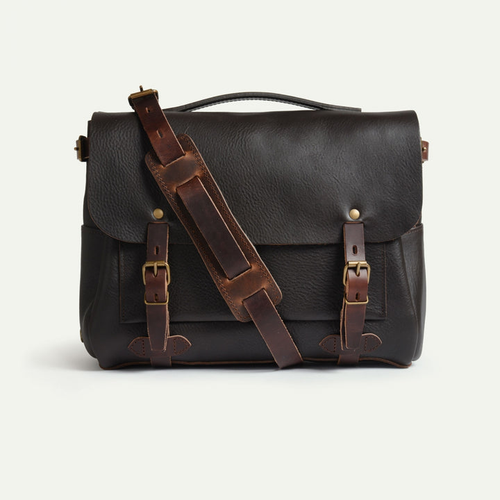Postman Tasche Éclair M aus Leder in Dunkelbraun von Bleu de Chauffe