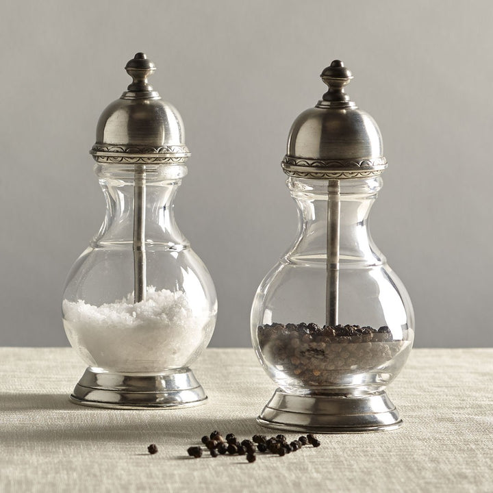 Salzmühle und Pfeffermühle Lucca aus Glas und Zinn im Set