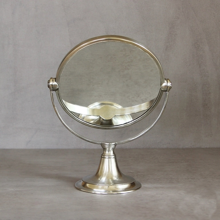 Runder Vanity Mirror aus italienischem Zinn mit schwenkbarem Spiegel